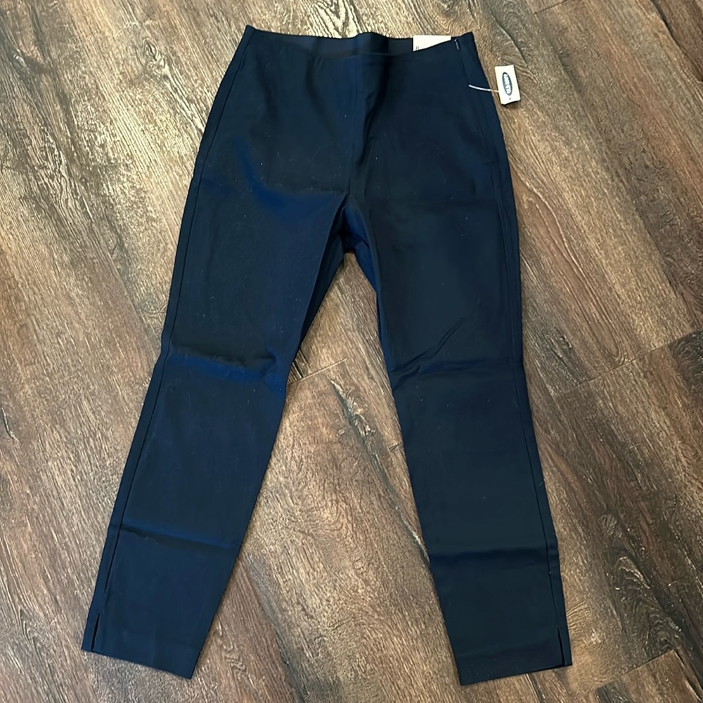 Navy Old Navy dress pants nwt